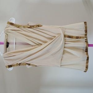 Bebe Tan Cream Nude Fashionable Sleeveless Tunic Top sz XS